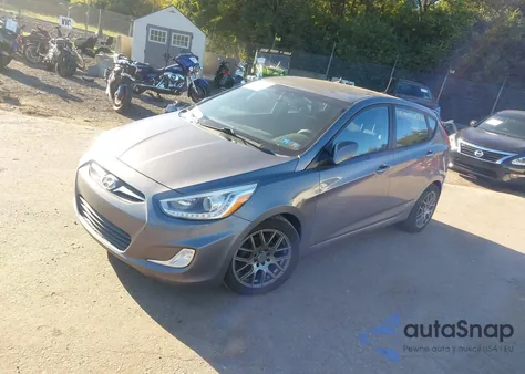 2014 Hyundai Accent Se z USA, uszkodzony, nr VIN KMHCU5AE3EU148146